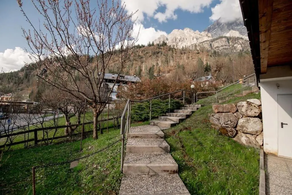 Mountain Bliss Retreat-15 Min From Cortina Apartment Borca di Cadore